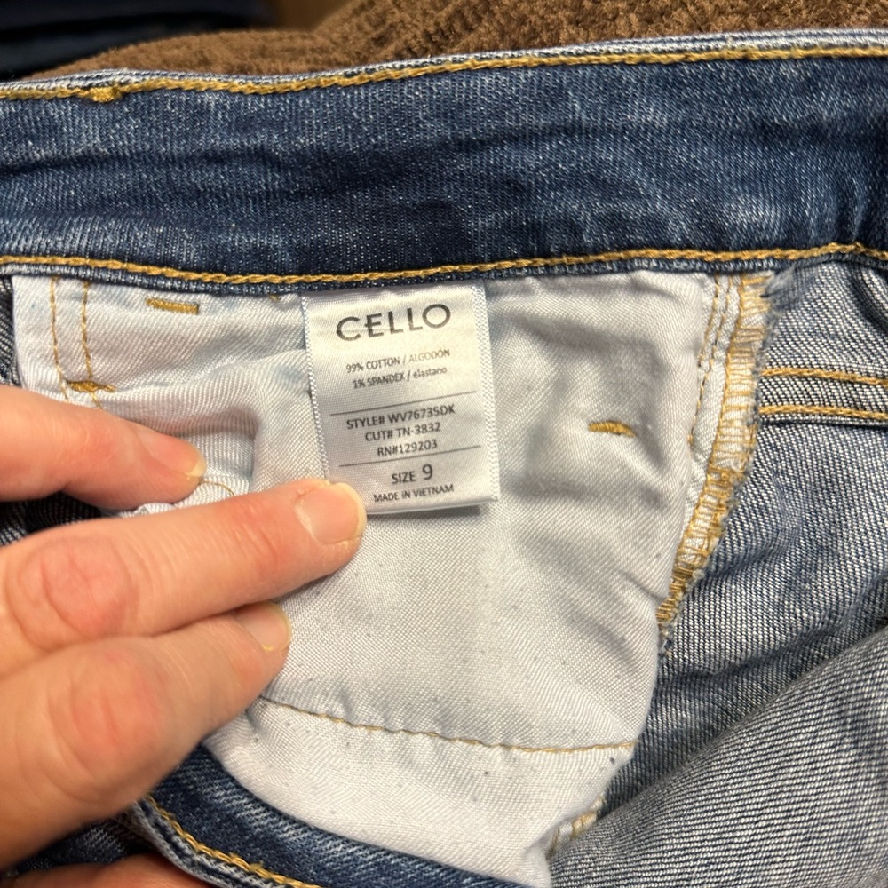 Cello denim jeans. Size 9. Juniors. - Picture 13 of 15